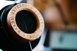 Grado RS 2e Mahogany Construction