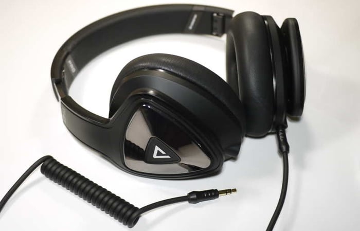 The Monster DNA Pro 2.0 Noise Isolating Headphones Offer an Incredible Listening Experience