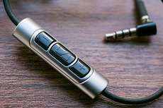 In-Line Controls Provide Additional Convenience