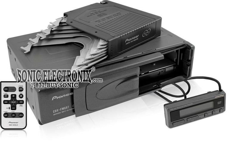 Pioneer CDX-FM687 Image 1