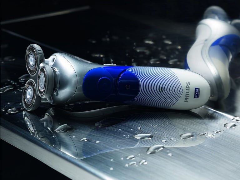 Philips Norelco HS8420/40 Nivea for Men Wet/Dry Shaver/Razer Image 3