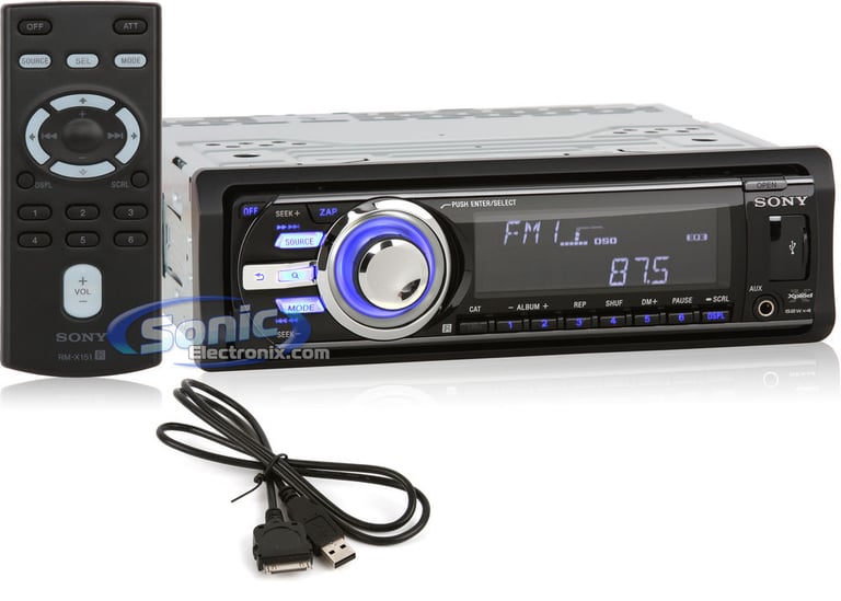 Sony CDX-GT700HD & RC-100IP USB to iPod Cable Image 1