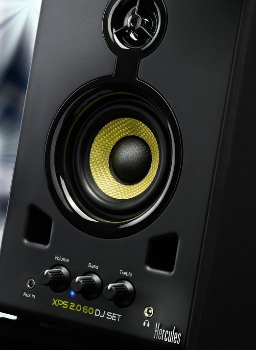 Hercules DJControl Instinct with XPS 2.0 60 DJ Set Multimedia Speakers Image 8