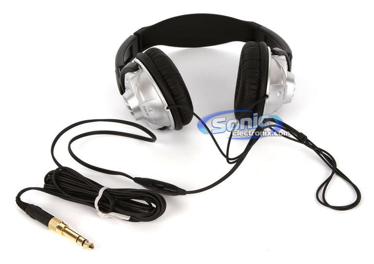 Audio Technica AT-LP60 w/ Numark M101USB Party DJ Package with FREE Cables & Stands Image 16
