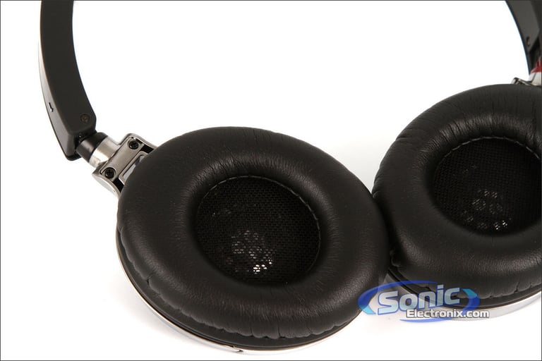 Pioneer SE-MJ591 (SEMJ591) Audiophile On-Ear Headphones Image 7