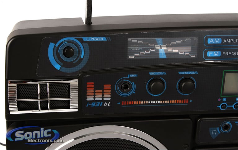 Lasonic Limited Edition i-931BT Ghetto Blaster - Black/Chrome Image 3