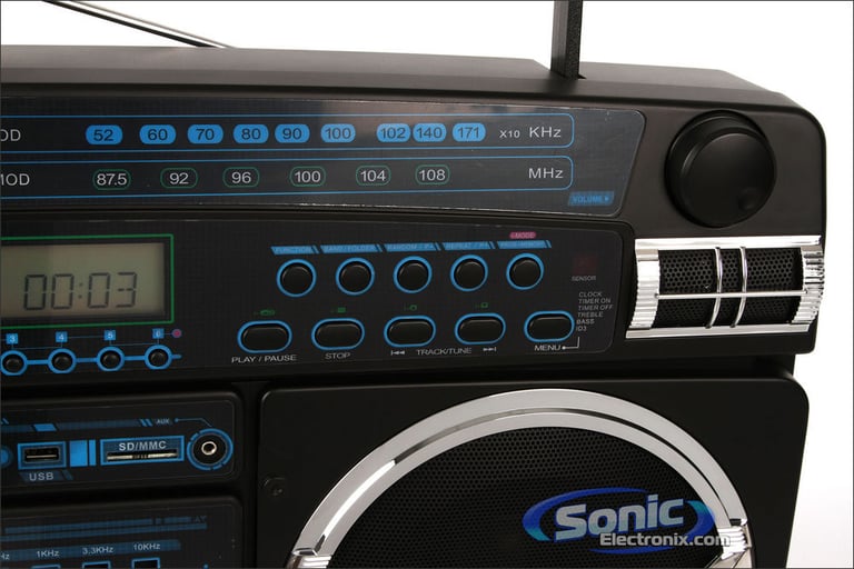 Lasonic Limited Edition i-931BT Ghetto Blaster - Black/Chrome Image 5