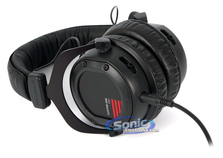 Beyerdynamic Custom One Pro - Black Image 3
