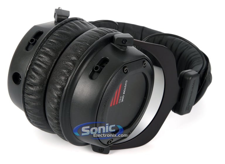 Beyerdynamic Custom One Pro - Black Image 4
