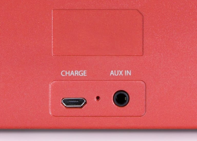 iLuv iSP202RED (Red) Image 7