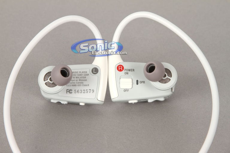 Sony NWZW262WHI (NWZ-W262WHI) Wearable Walkman MP3 Player - White Image 2