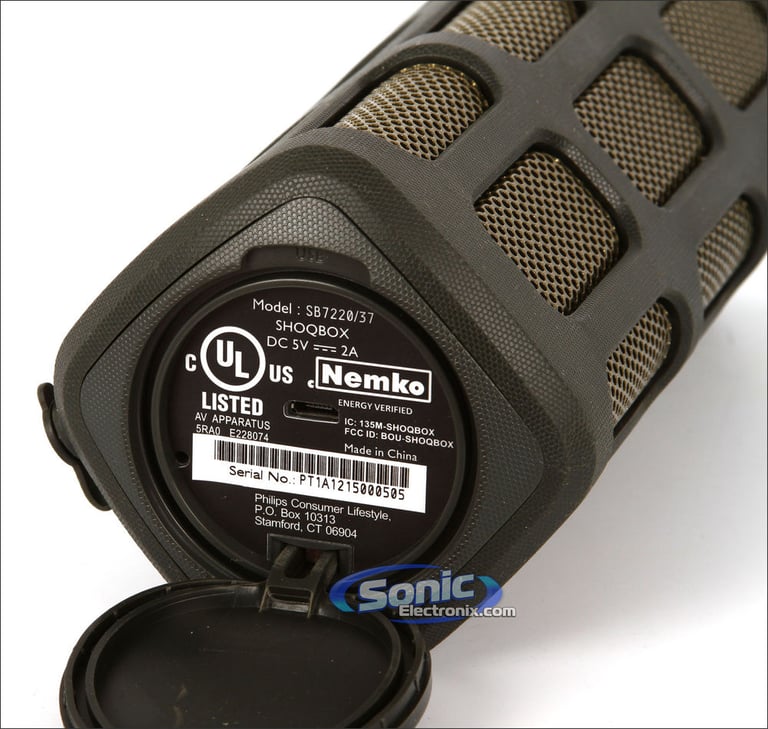 Philips SB7220/37 ShoqBox Wireless Bluetooth Speaker (Green) (Refurbished) Image 3