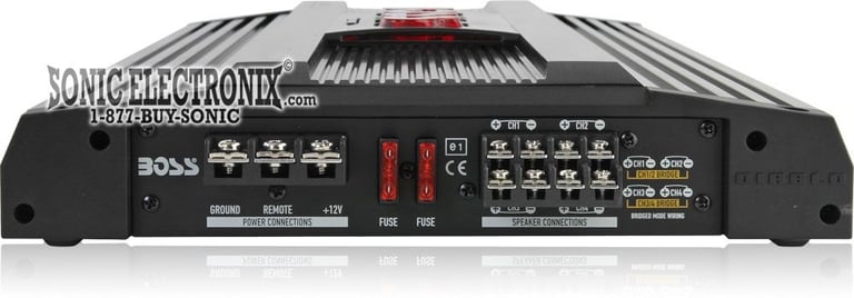 Boss D550.4 R/B Image 2