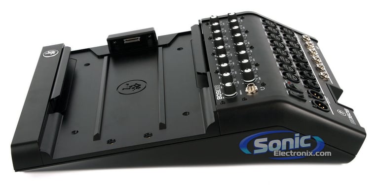 Mackie DL1608 Open Box  Image 6