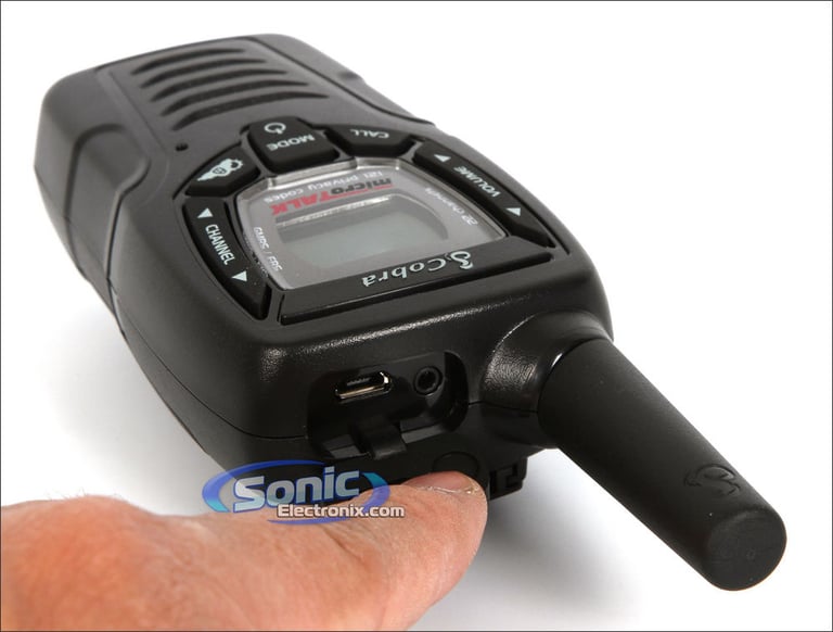 Cobra CXT390 Image 4
