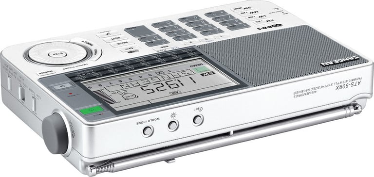 Sangean ATS-909X (White) Image 3