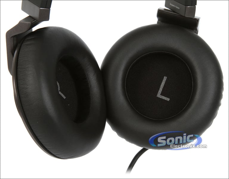 Like New Open Box (Box Damaged) - AKG K 550 Reference-Class Over-Ear DJ Style Headphones (K550) Image 6