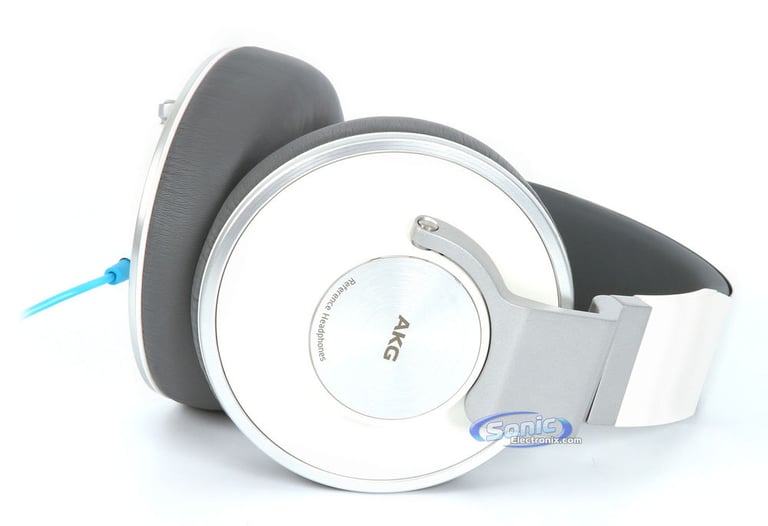 AKG K551 (K 551 WHT) Reference-Class Closed Back Headphones - White (Open Box) Image 3
