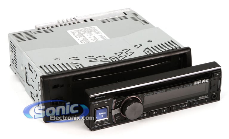 Alpine CDE-HD138BT Open Box  Image 13