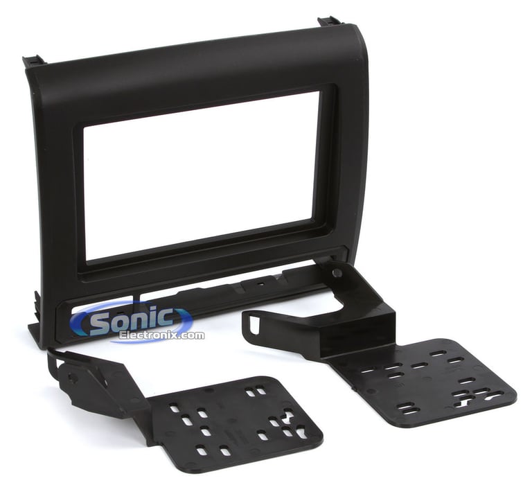 Metra 95-8235B Dash Kit Image 1