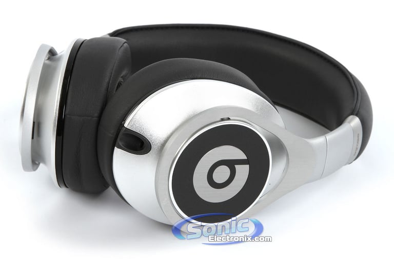 Beats By Dr. Dre Executive  - Silver Image 4
