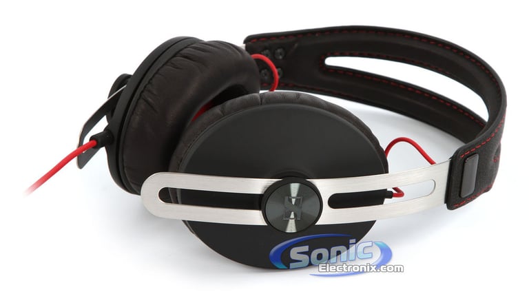 Sennheiser MOMENTUM Over-Ear Headphones - Black Image 4