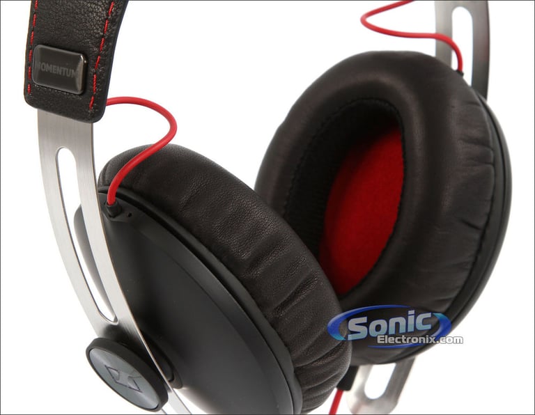 Sennheiser MOMENTUM Over-Ear Headphones - Black Image 7