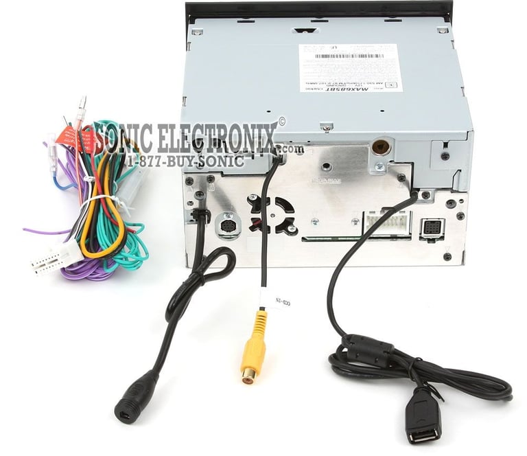 Clarion MAX685BT R/B Image 5