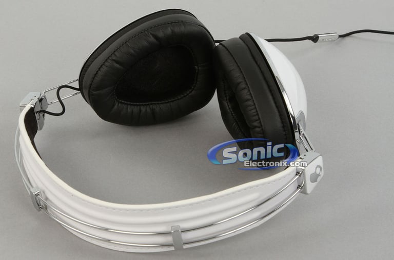 Skullcandy S6AVDM-072 Aviator Roc Nation - White/Chrome Image 5