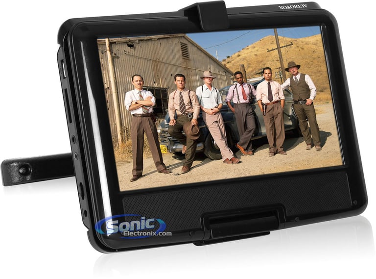 Audiovox DS9521PK 9-Inch Portable DVD Player Image 2