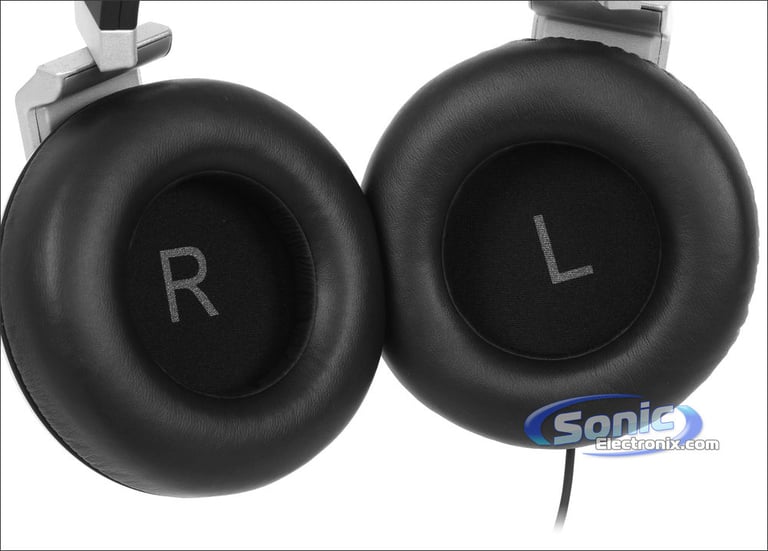 AKG K551 (K 551 SLV) Reference-Class Closed Back Headphones - Silver (Open Box) Image 16