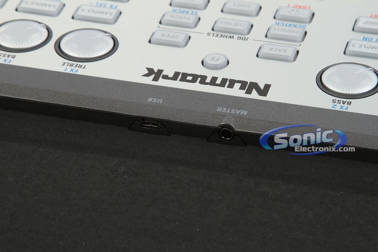 Numark MixTrack Edge Image 5
