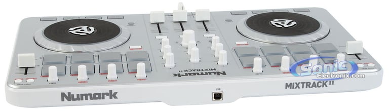 Numark MixTrack II Image 3