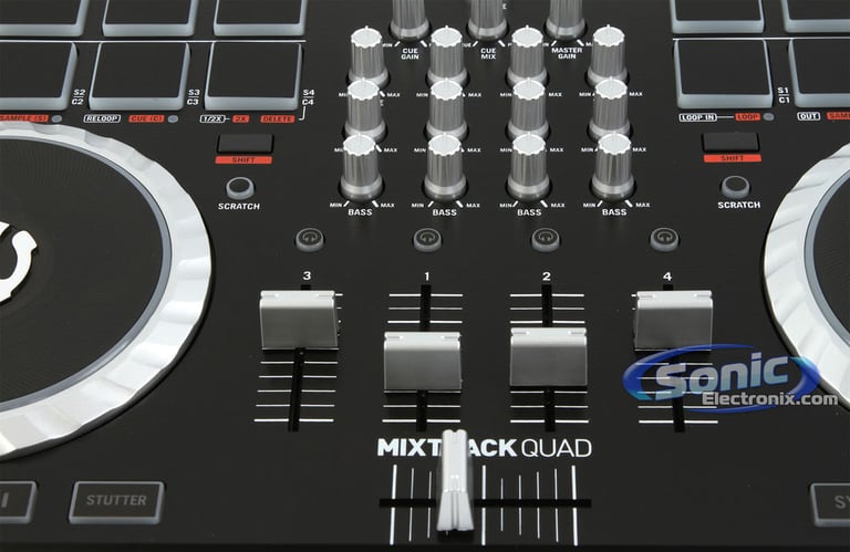 Numark MixTrack Quad Image 8