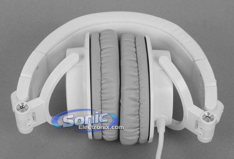 Audio Technica ATH-M50 Monitor Headphones and NuForce MMP Portable Amplifier (White) Image 6