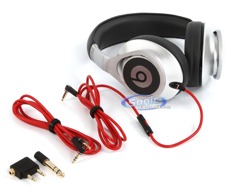 Beats By Dr. Dre Executive (Silver) Plus $25 eGift Card Image 3
