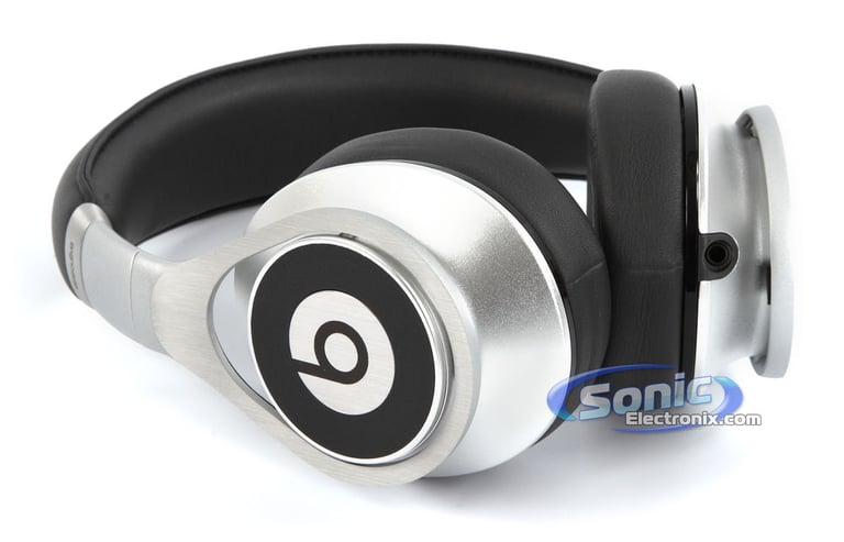 Beats By Dr. Dre Executive (Silver) Plus $25 eGift Card Image 4