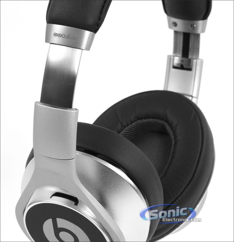 Beats By Dr. Dre Executive (Silver) Plus $25 eGift Card Image 9