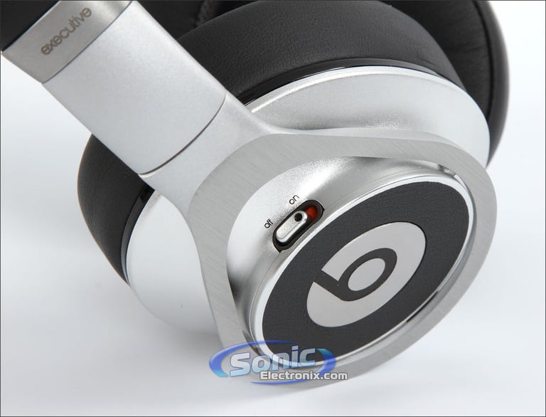 Beats By Dr. Dre Executive (Silver) Plus $25 eGift Card Image 11