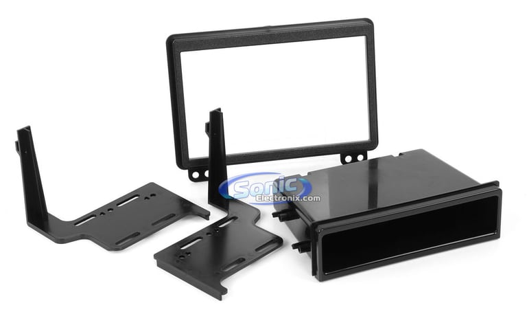 Metra 99-5028 Dash Kit Image 1