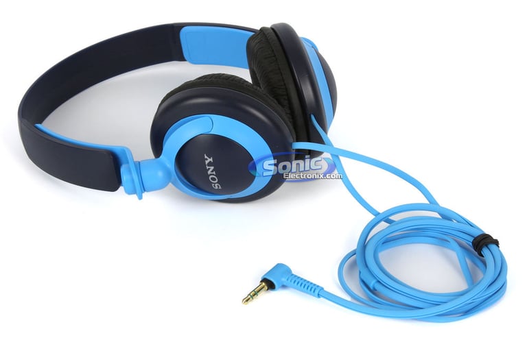 Sony NWZ-B173F MP3 Player + MDR-XB200 Headphones - Blue Image 2