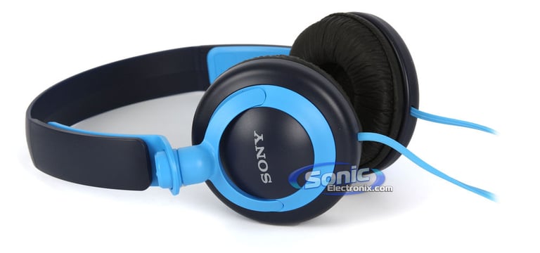 Sony NWZ-B173F MP3 Player + MDR-XB200 Headphones - Blue Image 3