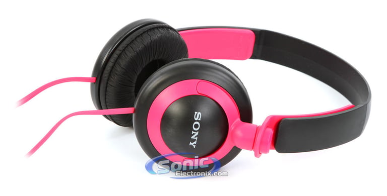 Sony NWZ-B173F MP3 Player + MDR-XB200 Headphones - Pink Image 3