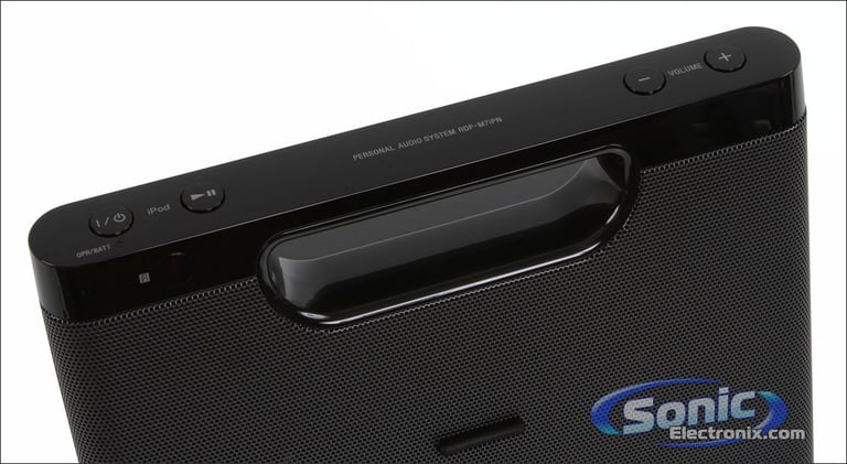 Sony RDP-M7iPBLKN Portable Lightning iPod/iPhone Speaker Dock (Black) Open Box Image 13