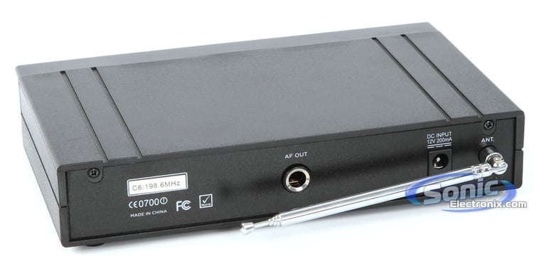 Numark DJ Controller and Gemini Wireless Mic System Image 11