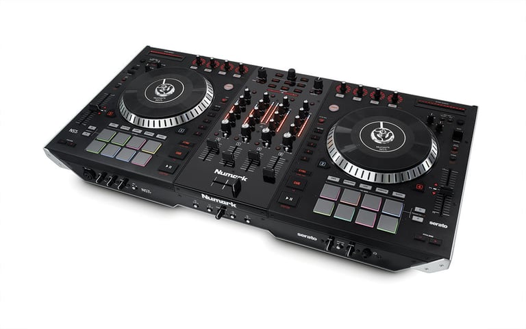 Numark NS7 II Image 1