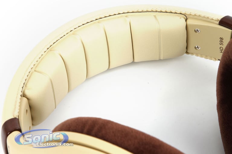 NuForce HAP-100 Silver + Sennheiser HD 598 Image 12