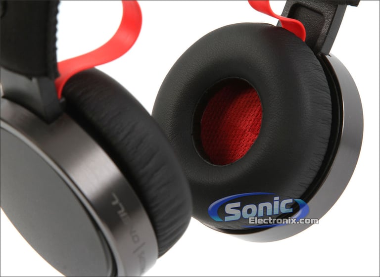 NuForce Icon uDAC-2 Black + Philips SHO7205BK The CONSTRUCT Image 6