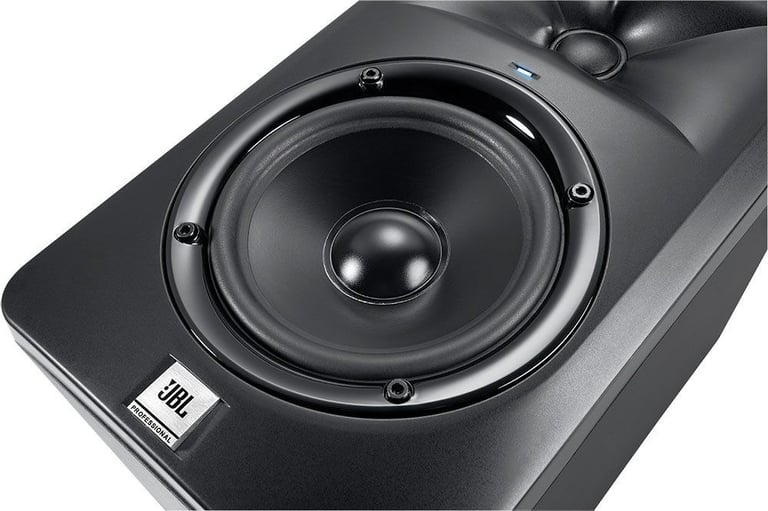 JBL LSR305 Image 3