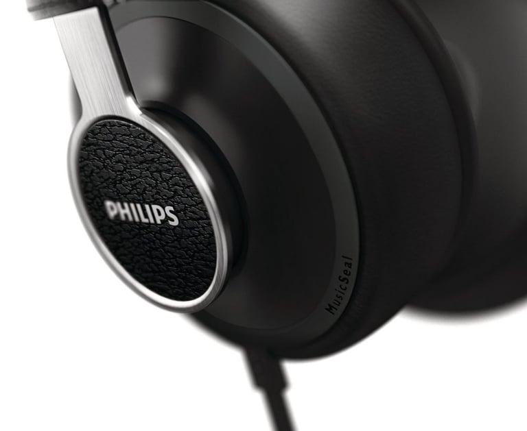 Philips SHL5605FB (Black) Image 2